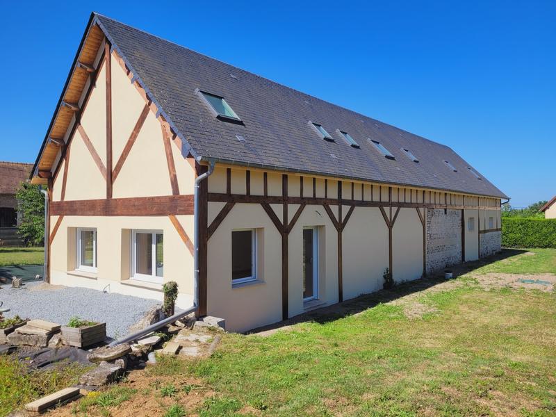 Maison ancienne - 222 m² - 7 pièces