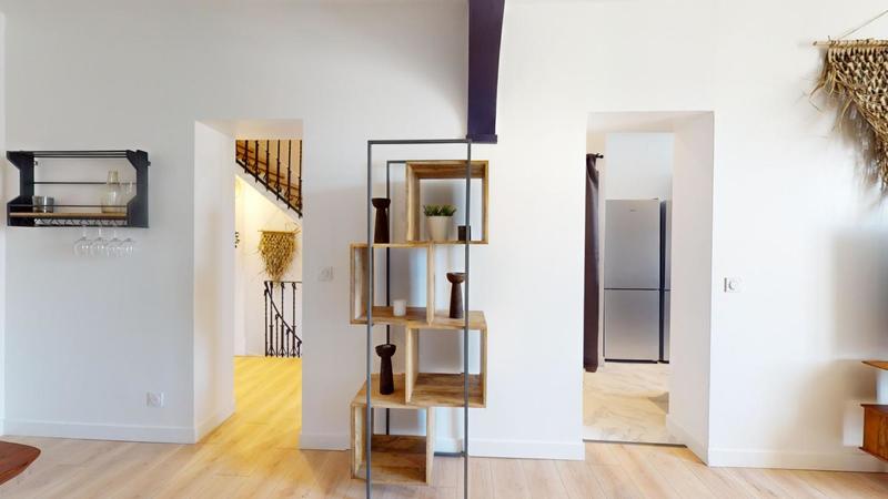 Duplex - 138 m² - 8 pièces