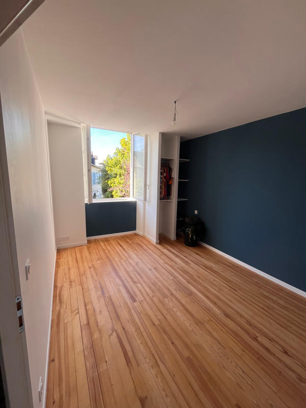 Maison - 205 m² - 5 pièces