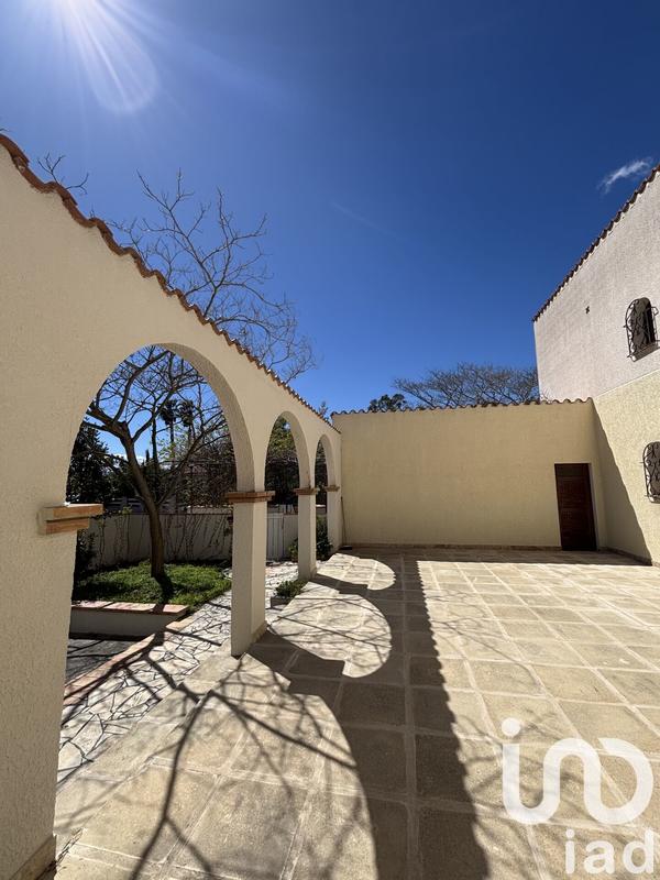 Maison - 205 m² - 7 pièces