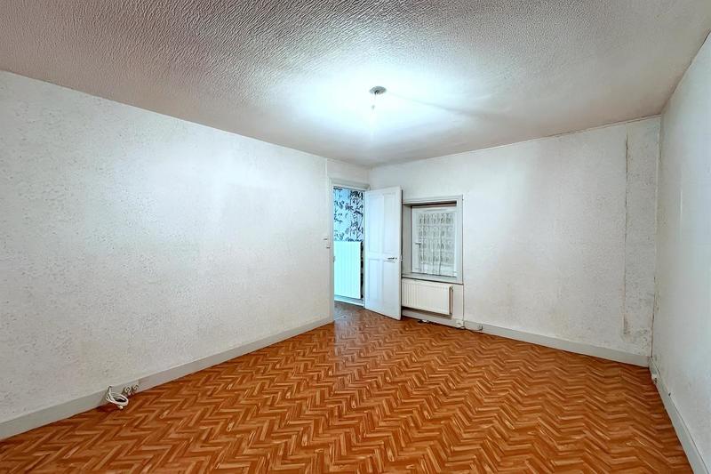 Maison - 64 m² - 4 pièces