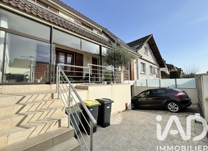 Maison - 115 m² - 5 pièces