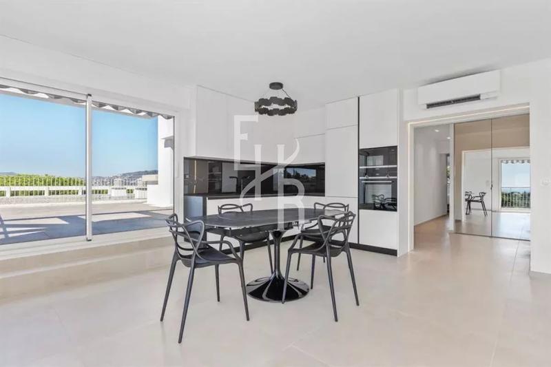 Appartement - 77 m² - 3 pièces