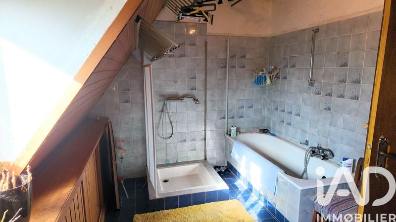 Maison - 180 m² - 7 pièces