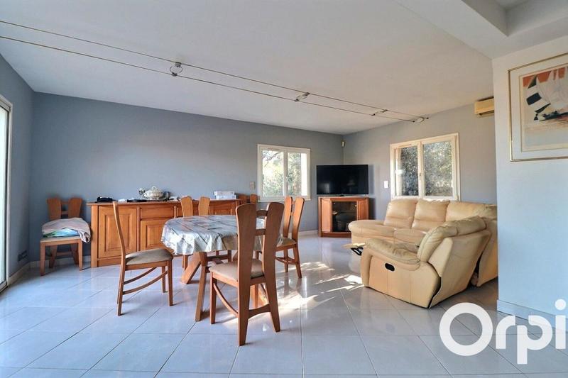 Maison - 138 m² - 4 pièces