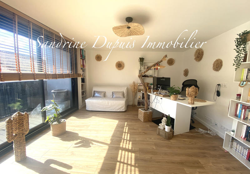 Appartement - 191 m² - 6 pièces