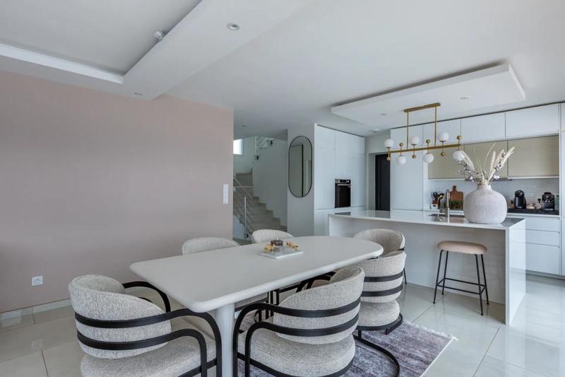 Maison - 142 m² - 6 pièces