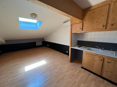 Maison - 455 m² - 12 pièces