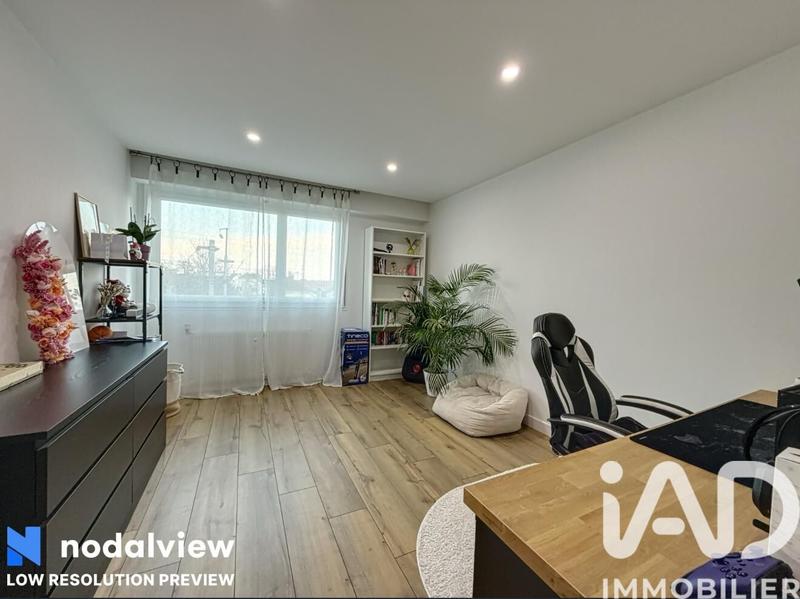 Appartement - 83 m² - 4 pièces