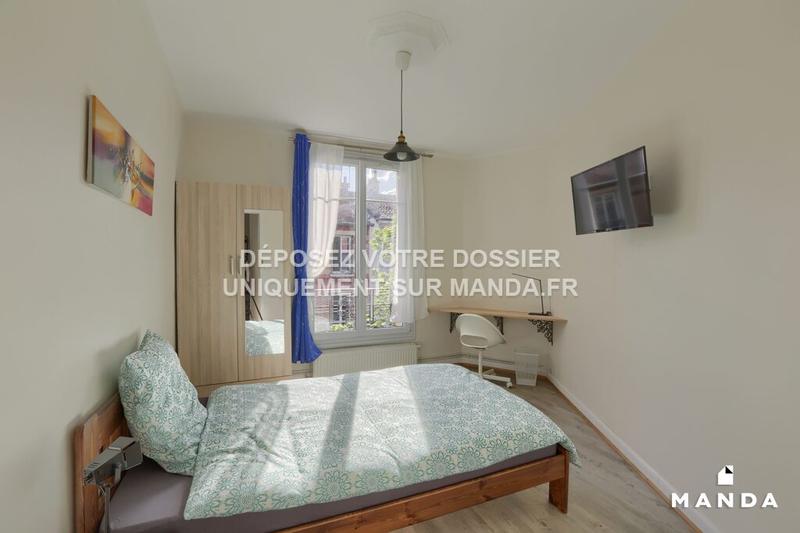 Chambre - 12 m² - 5 pièces