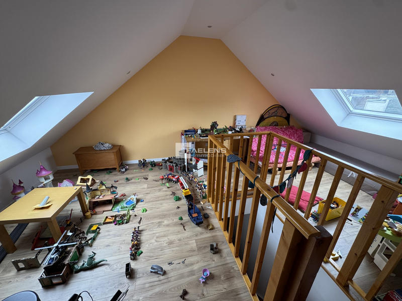 Maison - 133 m² - 6 pièces