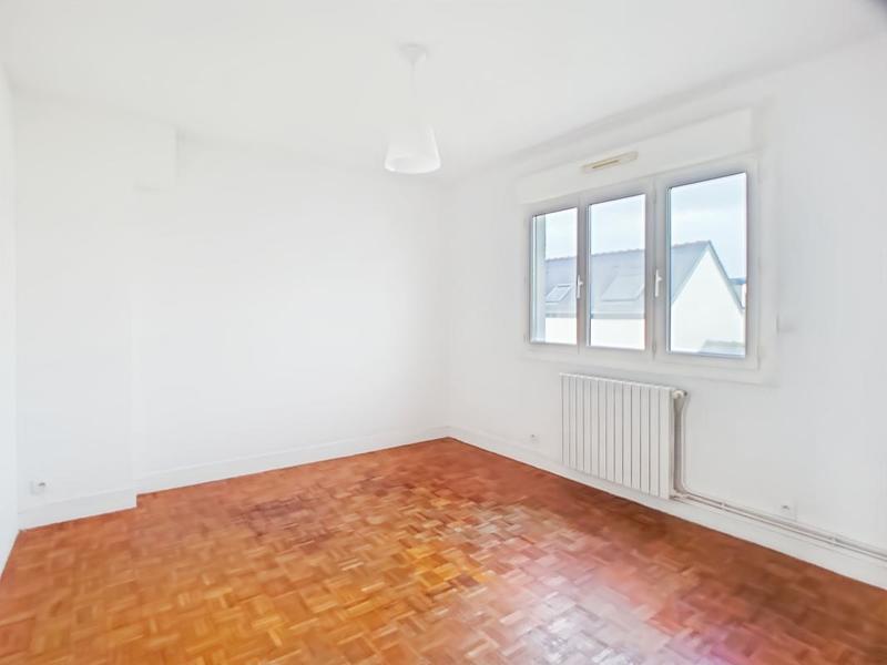 Maison - 96 m² - 5 pièces