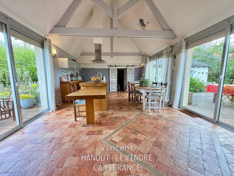 Maison - 152 m² - 8 pièces