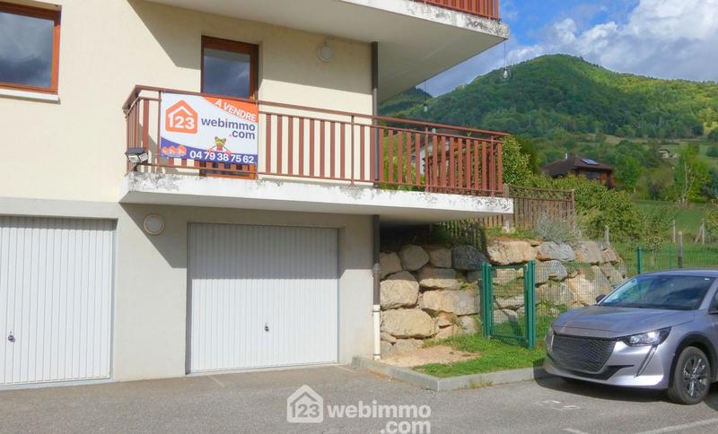 Appartement - 70 m² - 3 pièces