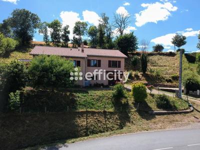 Maison - 121 m² - 6 pièces