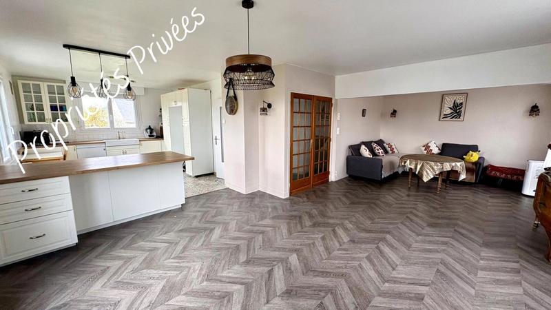 Maison - 101 m² - 7 pièces