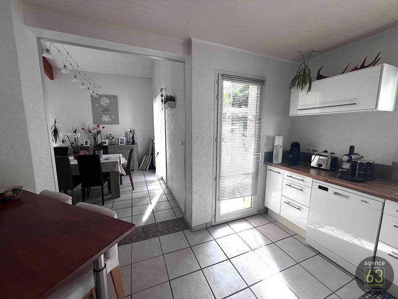 Maison - 159 m² - 6 pièces