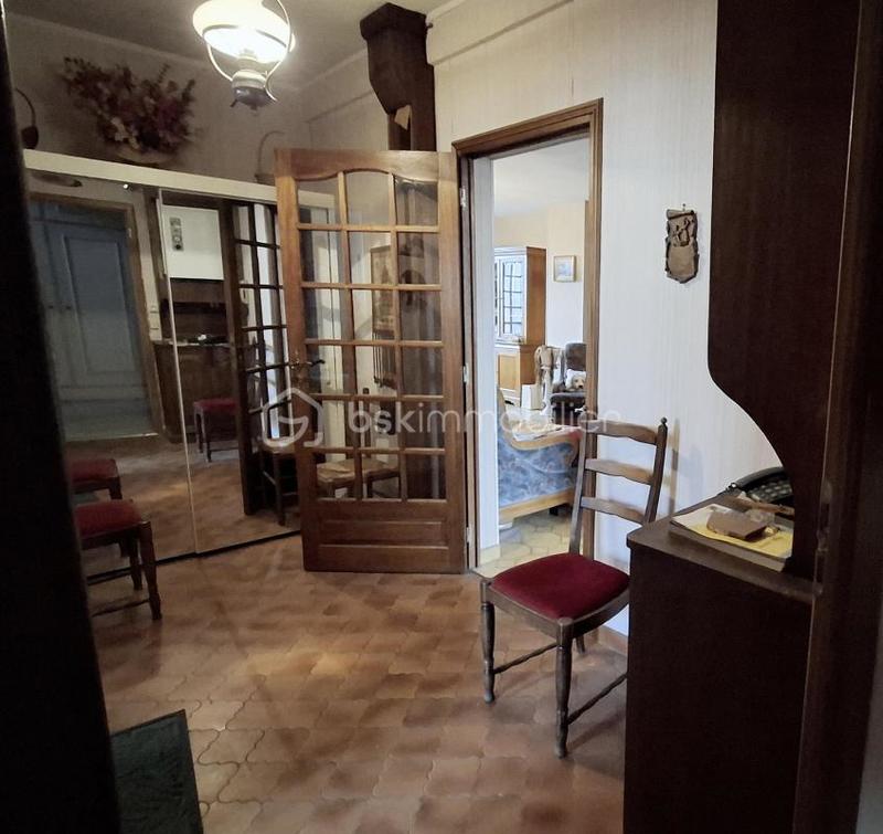 Immeuble - 205 m² - 8 pièces