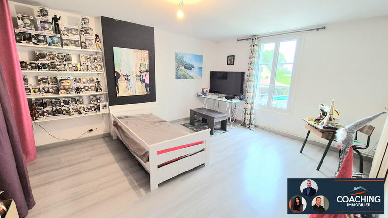 Maison - 399 m² - 12 pièces