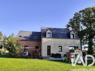 Maison - 124 m² - 6 pièces