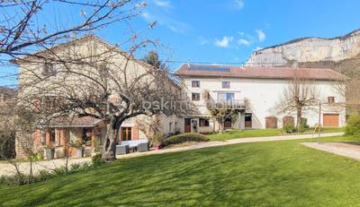 Corps de ferme - 412 m² - 14 pièces