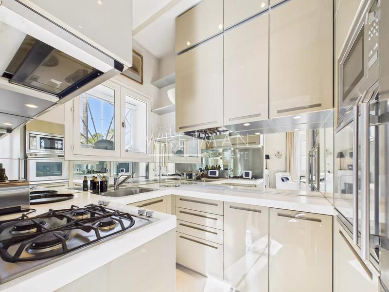 Appartement - 111 m² - 3 pièces