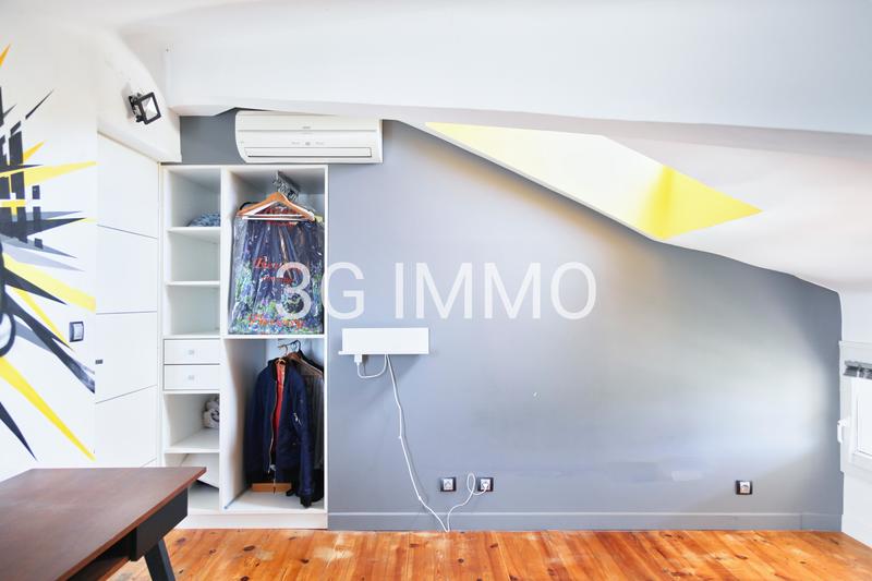 Appartement - 90 m² - 3 pièces