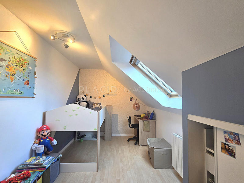 Maison - 128 m² - 7 pièces