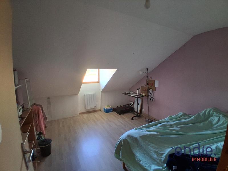 Maison - 162 m² - 9 pièces