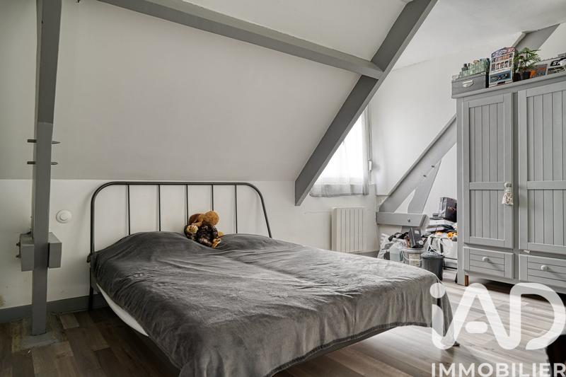 Maison - 193 m² - 10 pièces