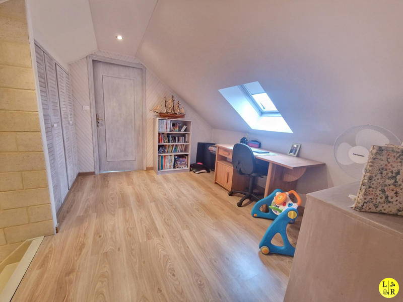 Maison - 107 m² - 6 pièces