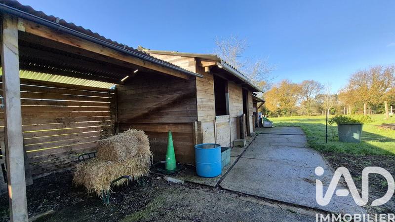 Maison - 240 m² - 9 pièces