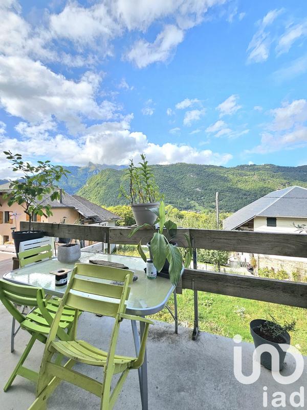 Maison - 198 m² - 7 pièces