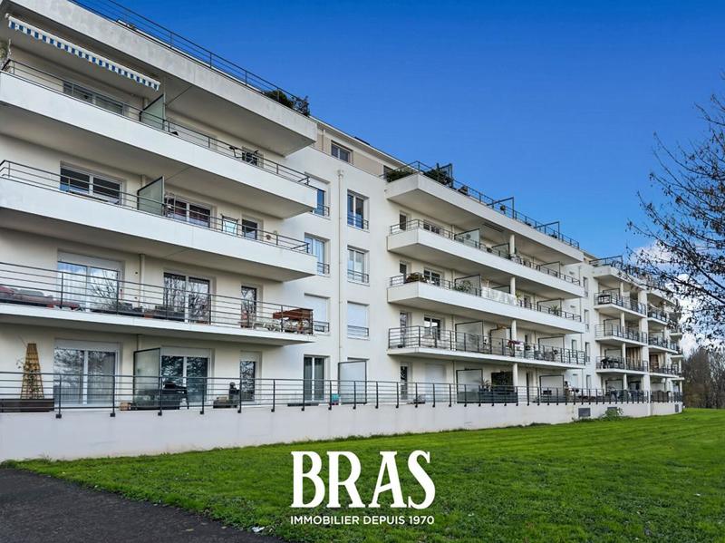 Appartement - 75 m² - 4 pièces