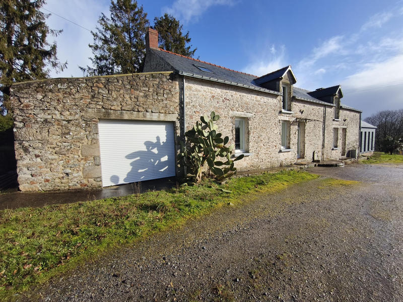 Mas - 236 m² - 8 pièces