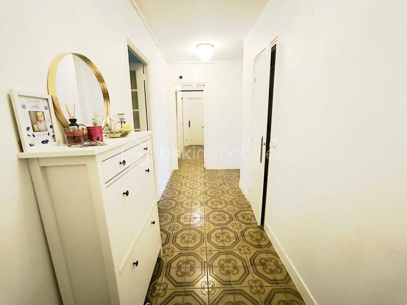 Appartement - 100 m² - 4 pièces