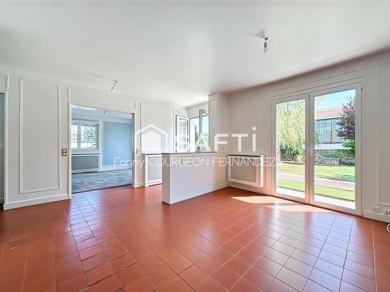 Maison - 187 m² - 8 pièces