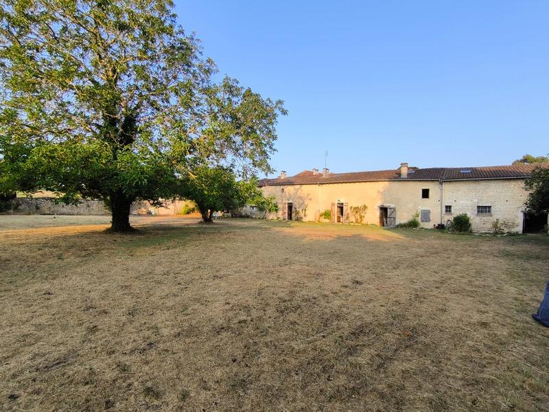 Maison de campagne - 300 m² - 9 pièces