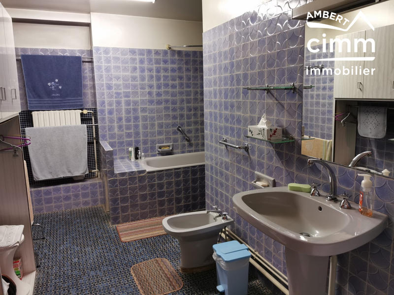 Maison - 150 m² - 8 pièces