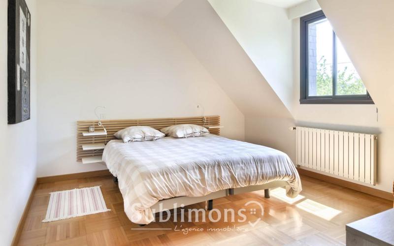 Propriété - 176 m² - 6 pièces