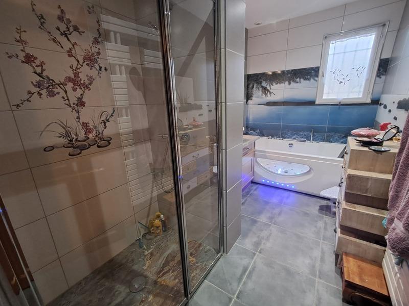 Maison - 158 m² - 6 pièces