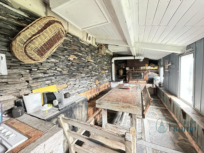 Maison - 81 m² - 5 pièces