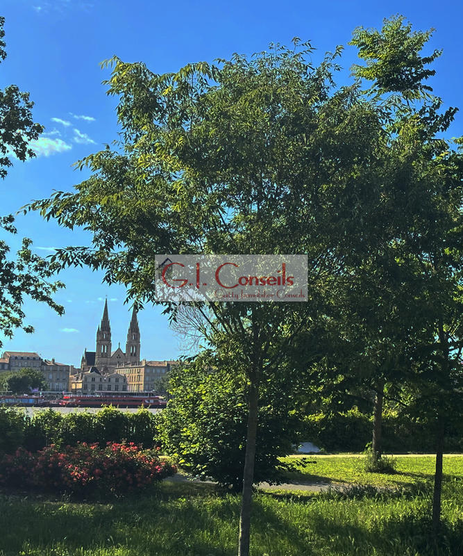 Appartement - 87 m² - 5 pièces