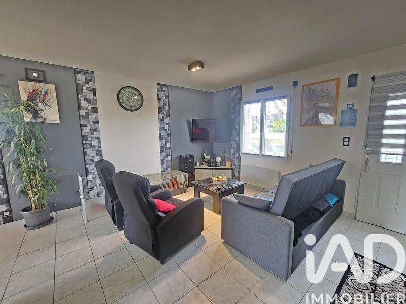 Maison - 80 m² - 5 pièces