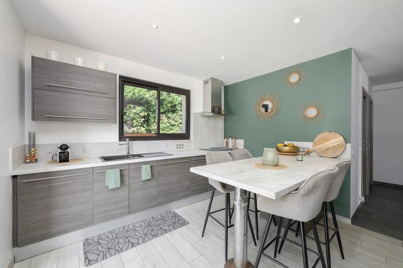 Maison - 166 m² - 5 pièces