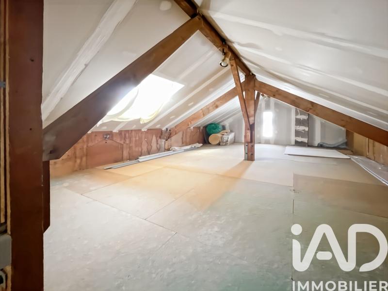 Maison - 90 m² - 5 pièces