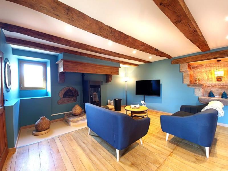 Maison - 285 m² - 10 pièces