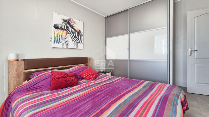 Maison - 92 m² - 5 pièces