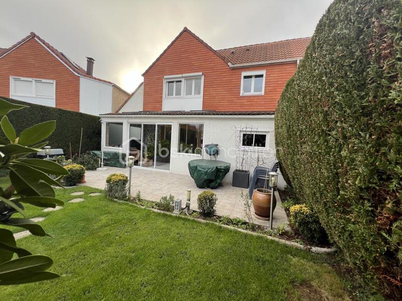 Pavillon - 146 m² - 10 pièces