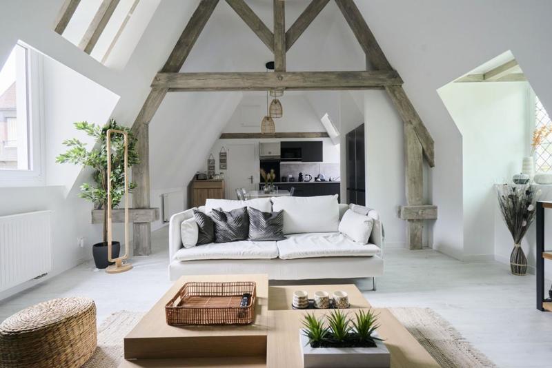 Appartement - 125 m² - 7 pièces